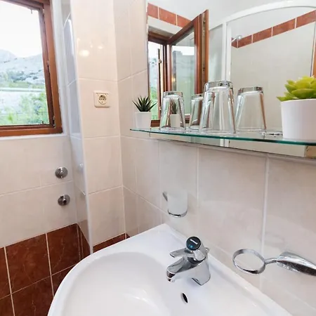 Mb Pag Frühstückspension Pag Town