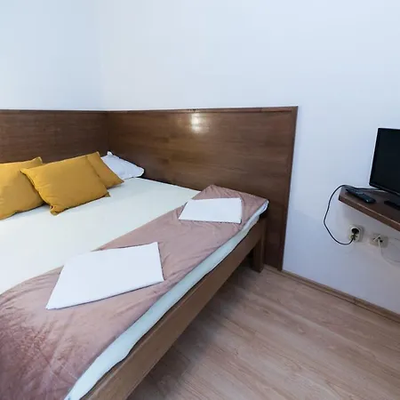 Mb Pag Alojamento de Acomodação e Pequeno-almoço