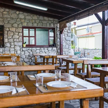 Alojamento de Acomodação e Pequeno-almoço Mb Pag Pag Town