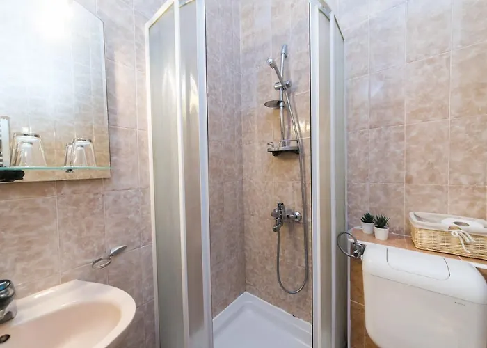 Mb Pag Bed & Breakfast