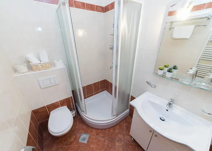 Mb Pag Bed & Breakfast