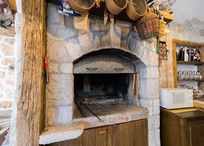 Mb Pag Bed & Breakfast