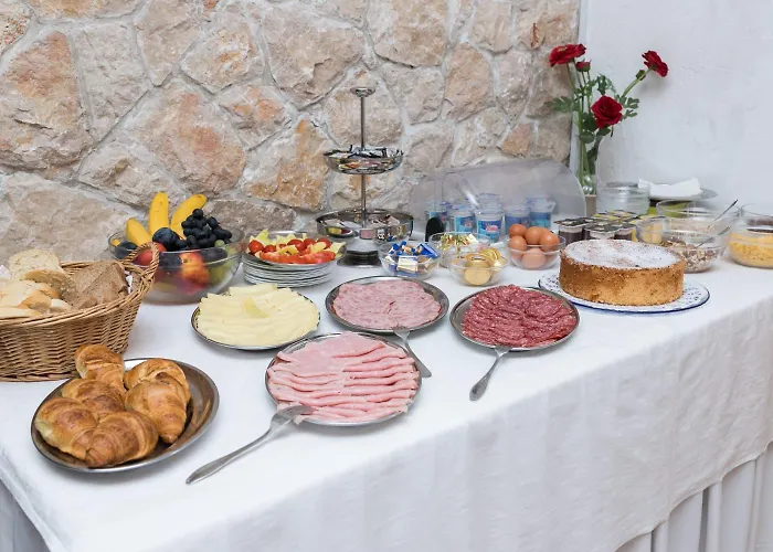 Mb Pag Bed & Breakfast 3*