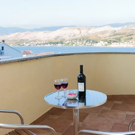 Mb Pag Nocleg ze śniadaniem 3*