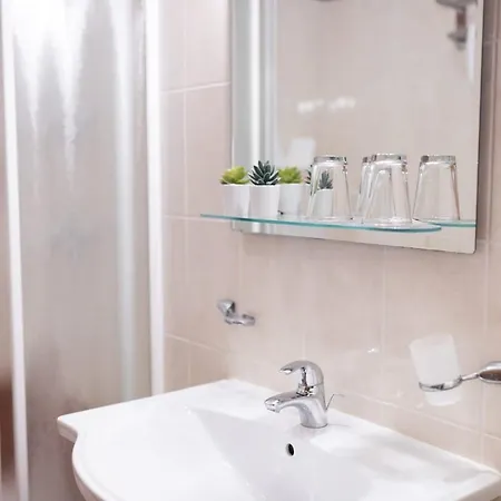 Mb Pag Nocleg ze śniadaniem 3*